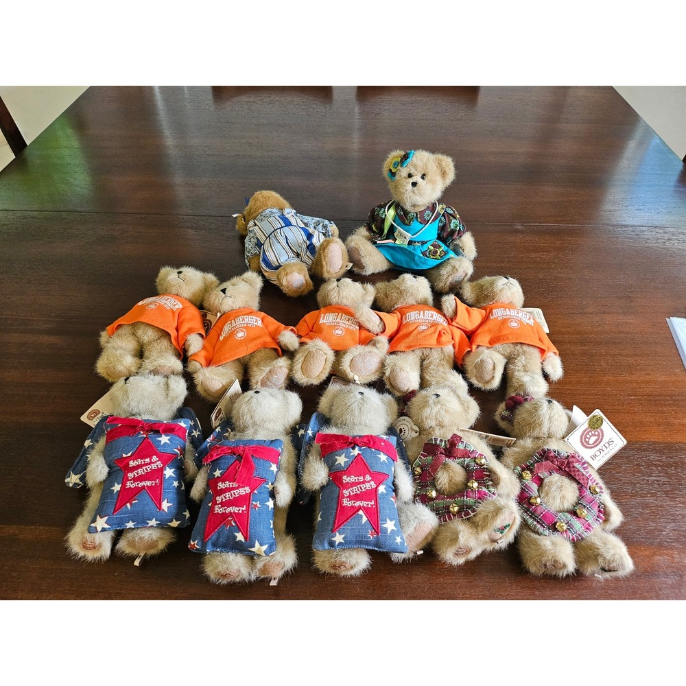 Longaberger Boyds Bears Lot of 12 Christmas Bee 4th July Cabana